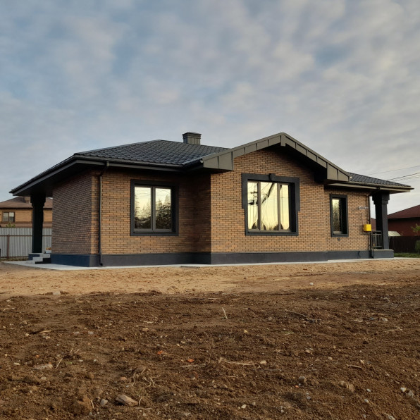 Вологодский р-н, д. Новое, ул. Добрая, 1